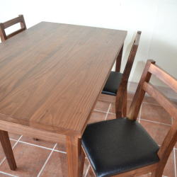 �O�d���鎭�s�̵��ް�Ƌ�E���ް���݂�calmfurniture�ߓ��Ƌ�z���C�ނ̃I�[�_�[�_�C�j���O�e�[�u��